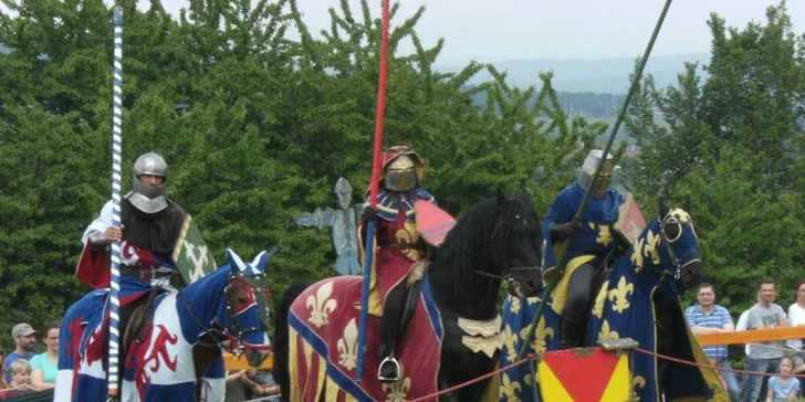 Středověké divadlo Traken