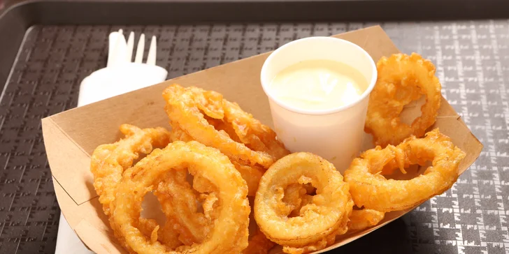 Sestavte si degu menu podle svých chutí v autentickém bistru Ryby & Chips
