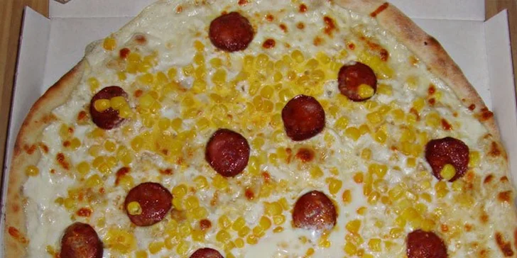 Hodování po italsku: 2 nebo 3 hojně zdobené pizzy
