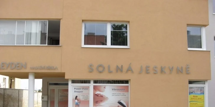 Jeden nebo více vstupů do vibrosauny ve Znojmě