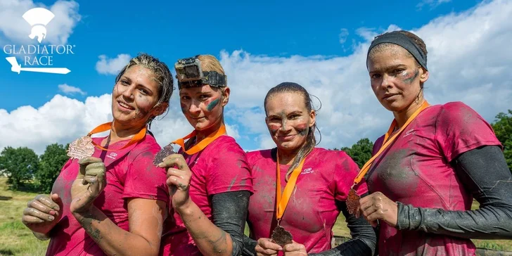 Gladiator Race – extrémní běžecký závod na motokrosové trati v Holicích