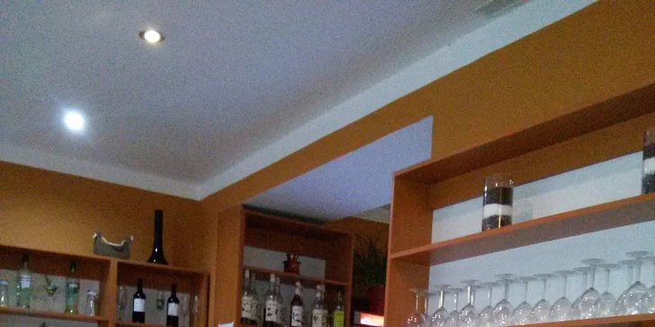 Polévka na zahřátí a kebab včetně přílohy pro 2 osoby