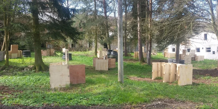 Časově neomezená paintballová přestřelka na novém hřišti v Nekmíři u Plzně