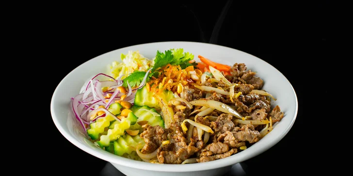 Vietnamské speciality: Nudle Bún bò Nam Bộ nebo polévka