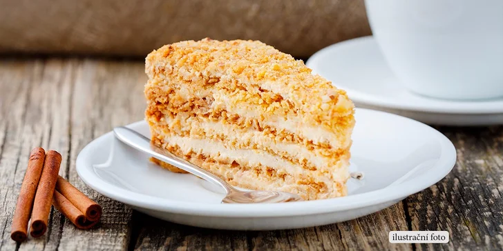 Voňavé potěšení: Cappuccino, caffè latte nebo espresso s lahodným medovníkem
