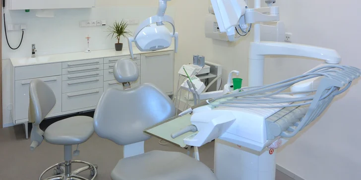 Profi bělení zubů pro krásný úsměv a 30% sleva na dentální hygienu