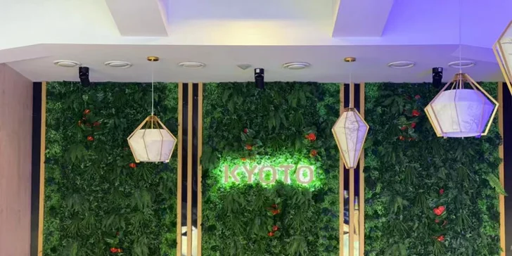 Ke každému setu je samozřejmostí sójová omáčka, wasabi a zázvor.