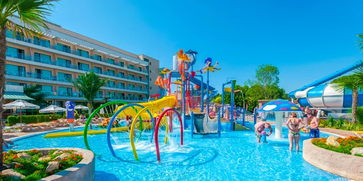 Čeká tu na vás aquapark, špičkový all inclusive servis a atmosféra, která nadchne jak sportovní nadšence, tak rodiny s dětmi. 