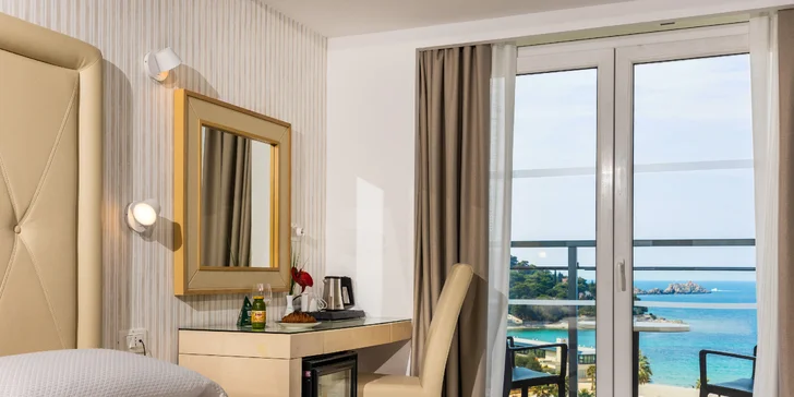 Ty v hlavní budově mají navíc balkon. 
