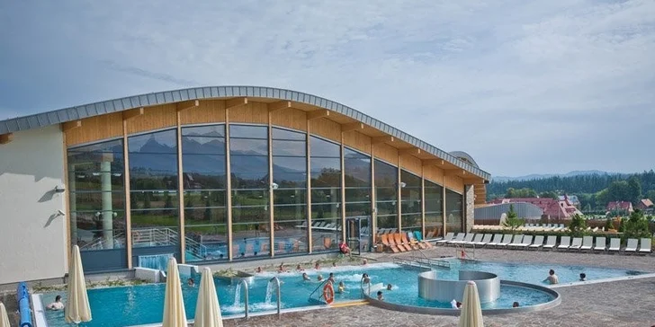 Aquapark Terma Bania je pouhých 300 metrů od hotelu. Na vstup máte 10% slevu. 