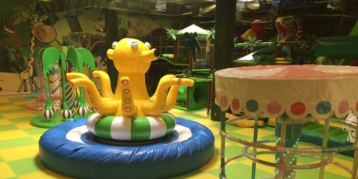 Dovádění ve Funparku Žirafa Kladno: vstupy pro 2 děti za cenu jednoho