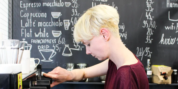 Posezení nad kávou či čajem, případně s osvěžující limonádou pro 2 osoby