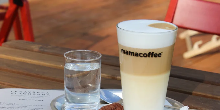 Posezení nad kávou či čajem, případně s osvěžující limonádou pro 2 osoby
