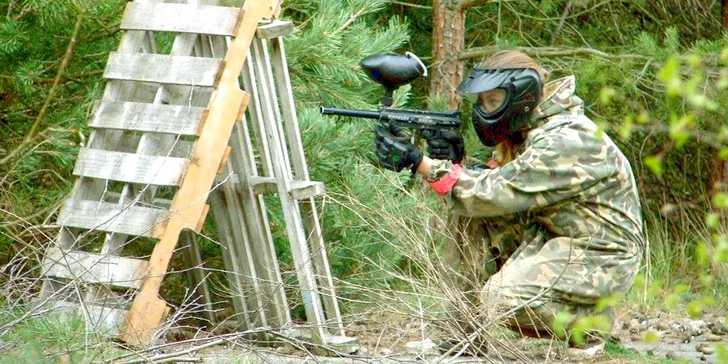 Celodenní paintball na vojenské základně včetně vybavení a 100 kuliček