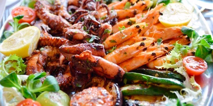 Chorvatsko na talíři: Mořské dobrůtky z grilu, dezert a osvěžující drink