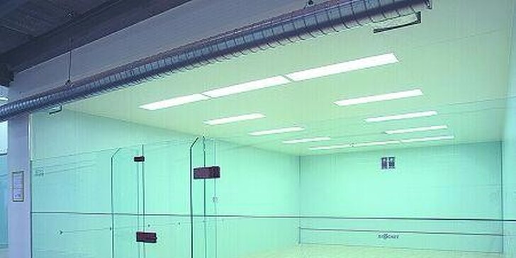 Hodina badmintonu nebo squashe ve Squashpointu