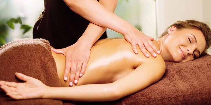 Relaxační 30minutová masáž s rašelinovým zábalem