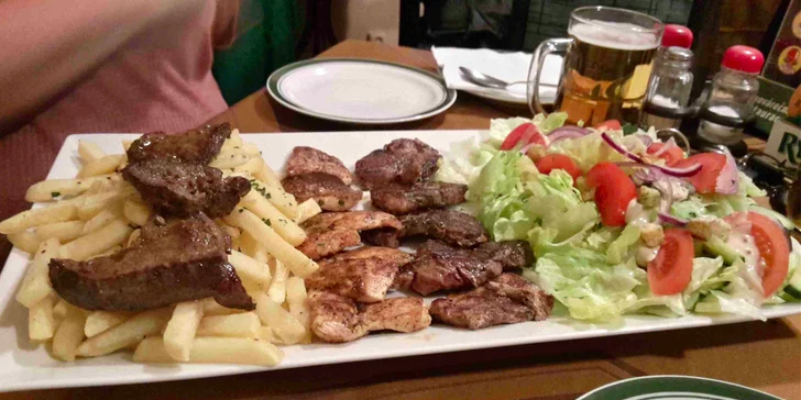 Ulovte 600gramovou nálož grilovaných dobrot U Bizona
