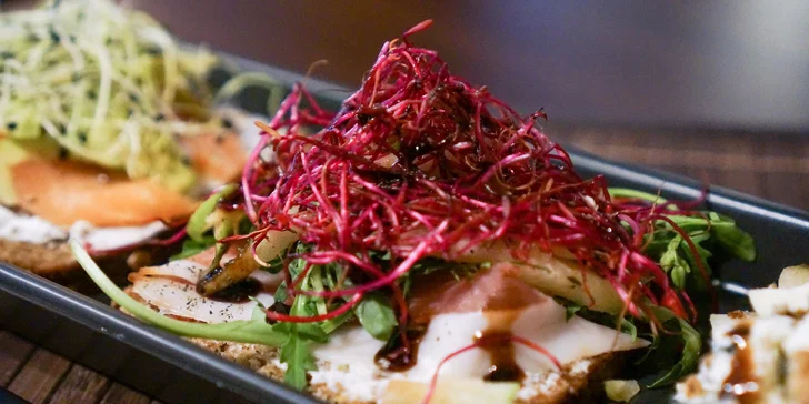 Degustace šesti řemeslných piv a čtyři skandinavské sendviče Smørrebrød