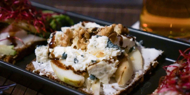 Degustace šesti řemeslných piv a čtyři skandinavské sendviče Smørrebrød