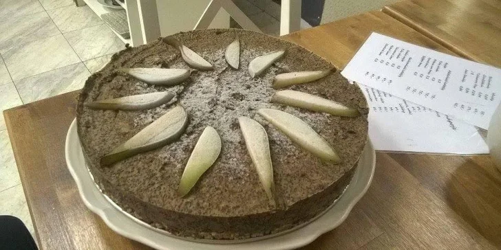 Zdravé mlsání: Raw brusinkové koule a dortíky k vyzvednutí