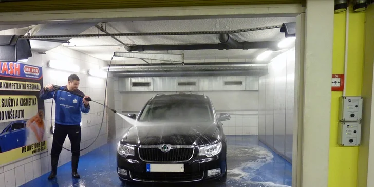 Bohatý výběr programů na ruční mytí a čištění auta od expertů