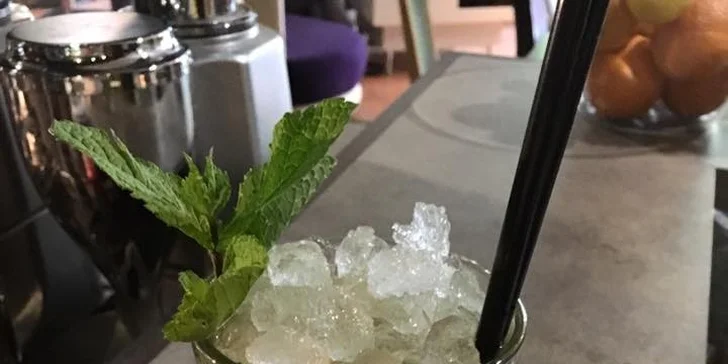 Bezva odměna po práci: 2 míchané drinky dle výběru v Different coffee
