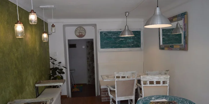 Cokoliv ze snídaňového menu + espresso nebo čaj dle výběru