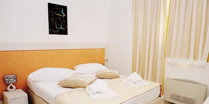 4* dovolená na Makarské riviéře v Chorvatsku s polopenzí a dopravou
