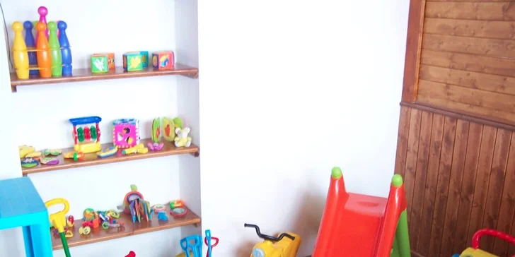 Dovolená v Krkonoších s chutnou polopenzí i lahví sektu pro dva