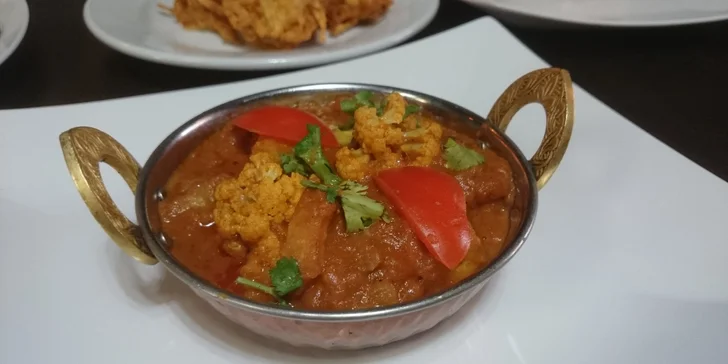 Sestavte si autentické nepálské menu pro dva v centru Olomouce