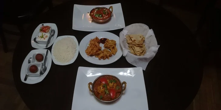 Sestavte si autentické nepálské menu pro dva v centru Olomouce