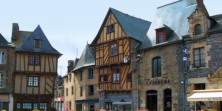 Paříž a osmý div světa Mont Saint Michel: 2x ubytování a snídaně