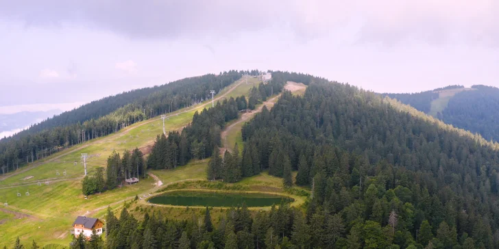 K zjazdovkám Kope Ski Centra to budete mať len 50 metrov.