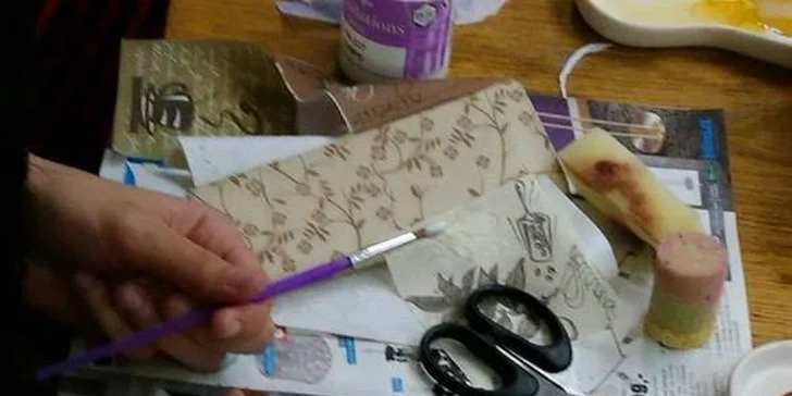Kurzy decoupage a keramiky s možností dětského hlídání a tvoření