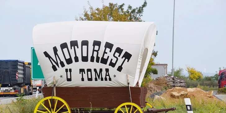 Kilo pečených žeber s medovým kořením v Motorestu U Toma