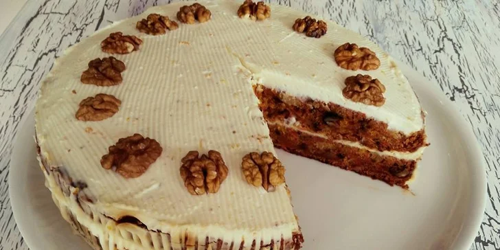Výtečná káva nebo čaj a domácí dezert v restauraci Srdcovka