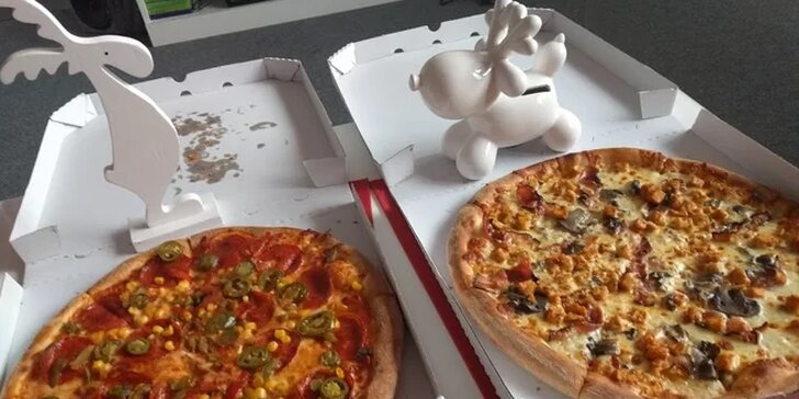 Do hodiny na vašem stole: 2 parádní pizzy včetně rozvozu po Hradci Králové