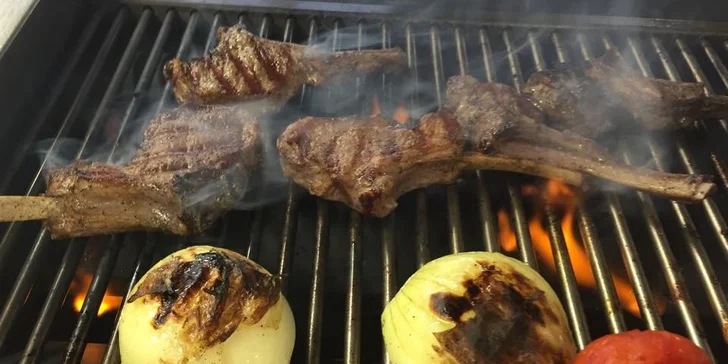 Bohaté degustační menu pro dva v elegantní restauraci NOOR