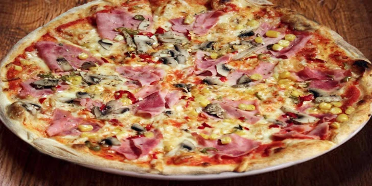 Dvě senzační pizzy o průměru 32 cm v Elektra Excelent Pubu