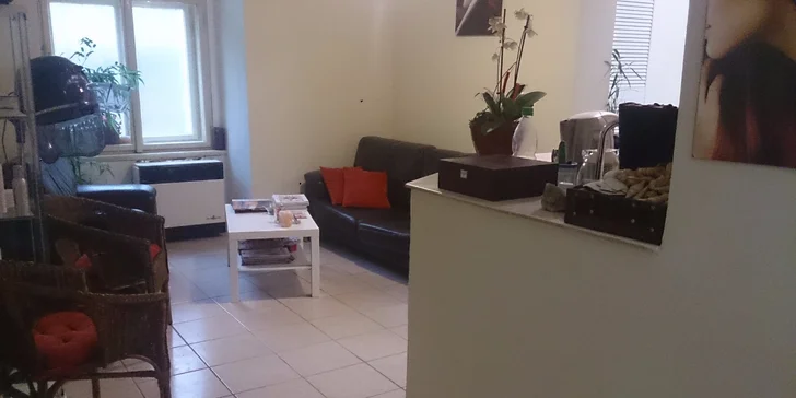 Lokny jako ze žurnálu: Dámský střih a melír pro všechny délky vlasů