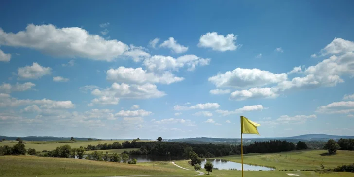 Vstupte na green jako králové: Jednodenní golfový kurz pro začátečníky