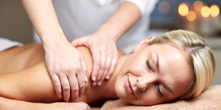 Uvolňující relaxační masáž včetně masáže obličeje