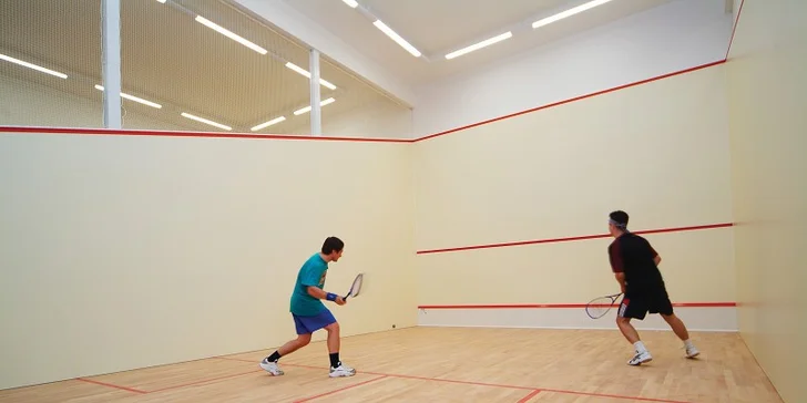 Hodinový pronájem badmintonového kurtu v týdnu i o víkendu
