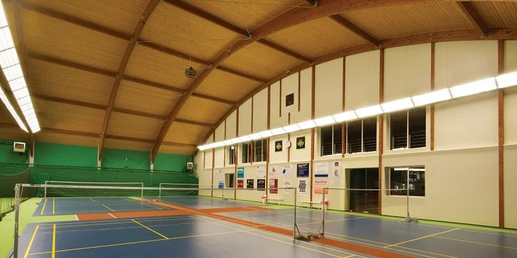 Hodinový pronájem badmintonového kurtu v týdnu i o víkendu