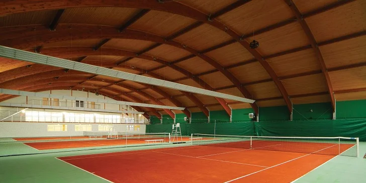 Hodinový pronájem badmintonového kurtu v týdnu i o víkendu
