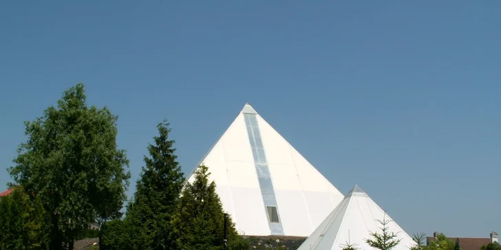 Noc v pyramidě u Kroměříže: zážitek, který vás dobije energií