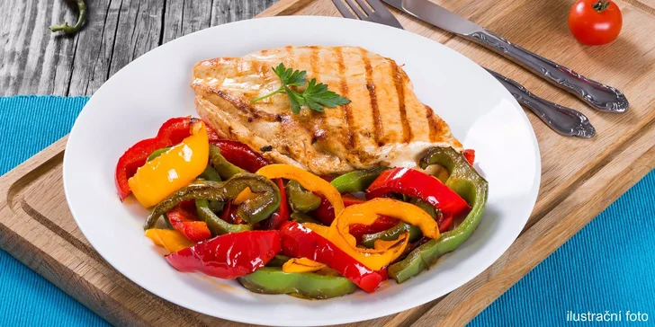 Lahodné bio menu: Krůtí prso s kuskusem a zeleninou a domácí zmrzlina