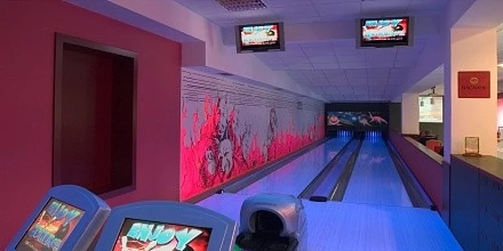Bowling s přáteli nebo rodinou