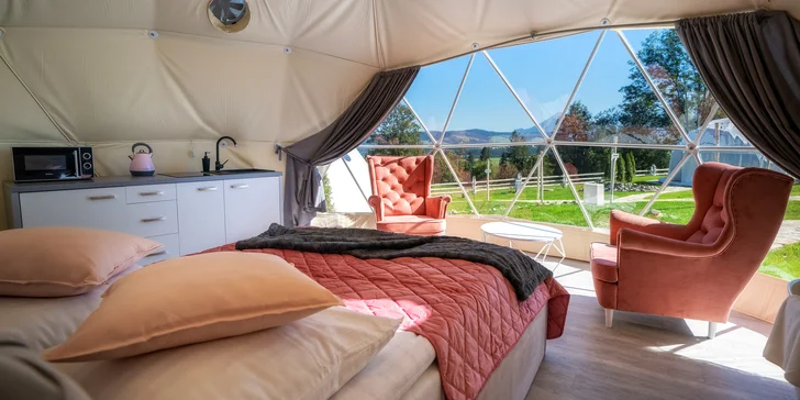 Noc pod horami nemusí být plná dobrodružství. Ta vaše bude plná luxusu!